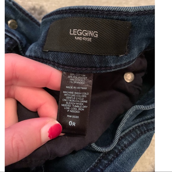 Express Jeans - Picture 3 of 5